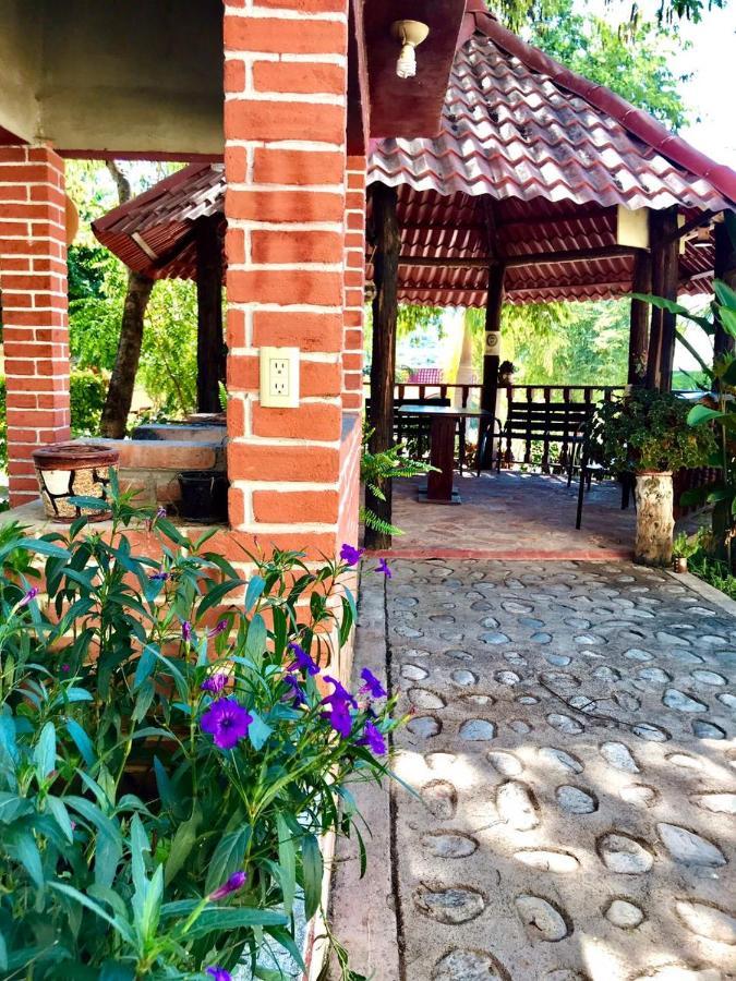 Hotel Y Restaurante Villas Del Sol Jalpan de Serra Exterior foto